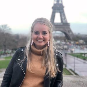 Meet your Posher, Olivia